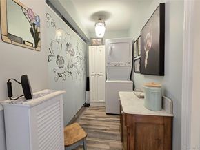 324 Mariners Way, Copiague NY 11726