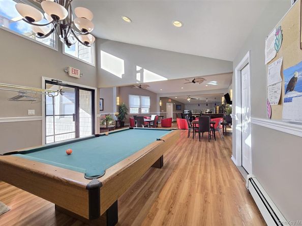 324 Mariners Way, Copiague NY 11726