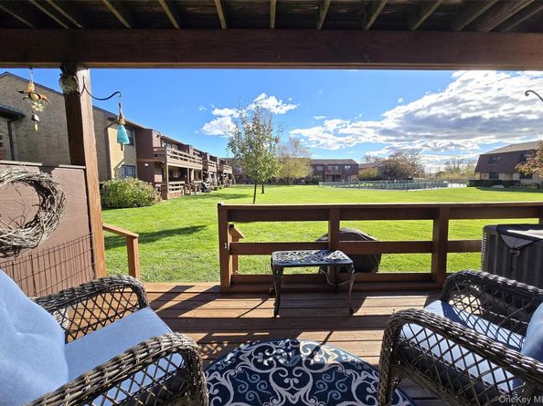 324 Mariners Way, Copiague NY 11726