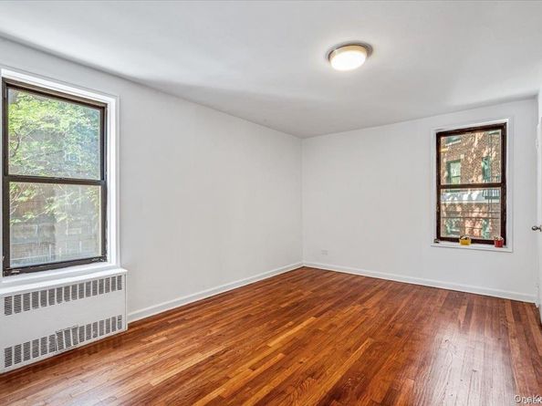 90-11 35 Avenue 1D, Jackson Heights NY 11372