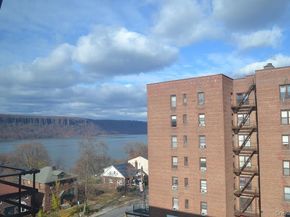 650 Warburton Avenue 7C, Yonkers NY 10701