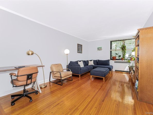 306 E Mosholu Parkway S 1D, Bronx NY 10458