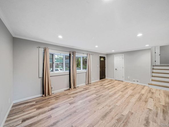 4 Sibley Place, Huntington Station NY 11746