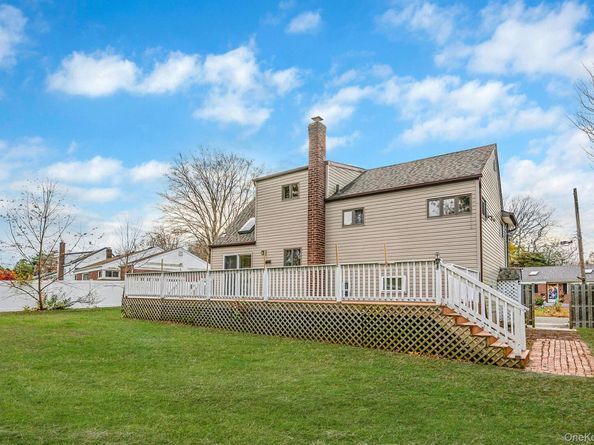 4 Sibley Place, Huntington Station NY 11746