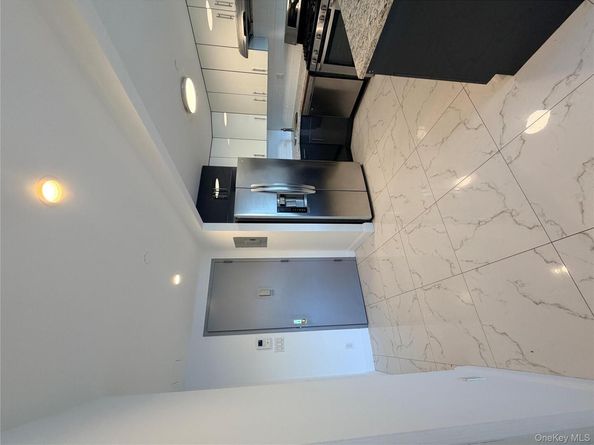 4516 83rd St E4H, Elmhurst NY 11373