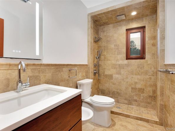 181 Walnut Street, Lynbrook NY 11563