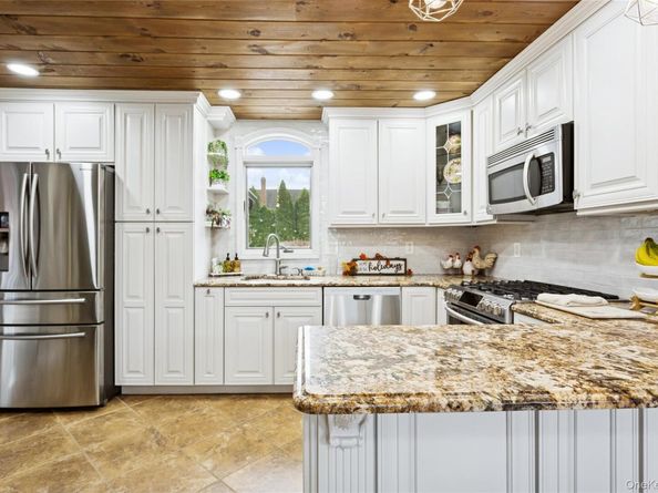 2490 Orange Street, Bellmore NY 11710