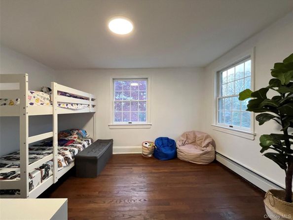 146 Quaker Ridge Road, Manhasset NY 11030