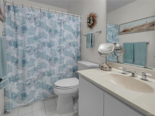 256 Glen Drive, Ridge NY 11961