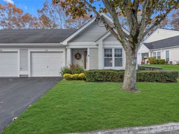 256 Glen Drive, Ridge NY 11961