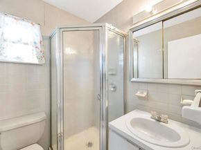 4 Hope Drive, Plainview NY 11803