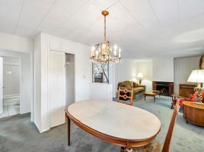 4 Hope Drive, Plainview NY 11803