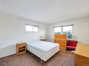 4 Hope Drive, Plainview NY 11803