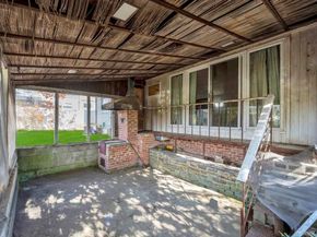 4 Hope Drive, Plainview NY 11803