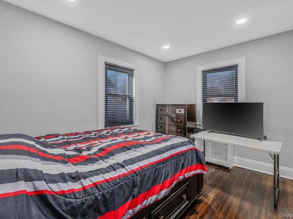 37 Orchard Street, Merrick NY 11566