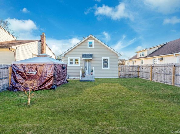 37 Orchard Street, Merrick NY 11566