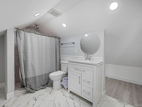 37 Orchard Street, Merrick NY 11566