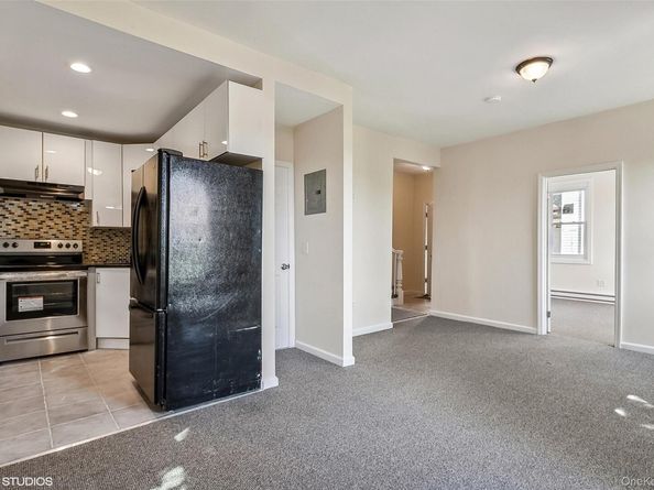 15 Stewart Place, Yonkers NY 10701