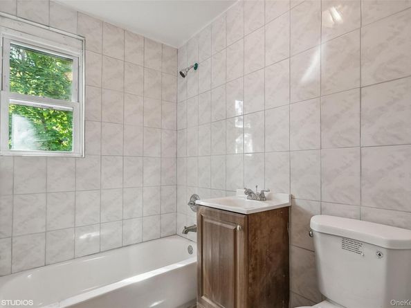 15 Stewart Place, Yonkers NY 10701