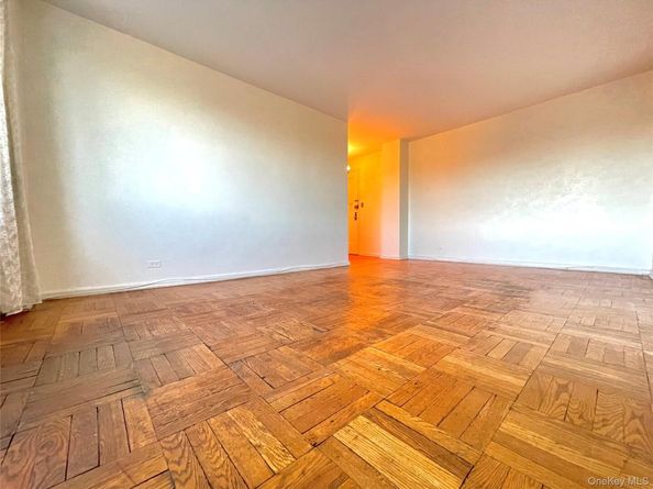 80 Knolls Crescent 6B, Bronx NY 10463