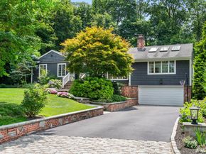 32 Hennessey Drive, Huntington NY 11743