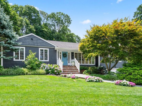 32 Hennessey Drive, Huntington NY 11743