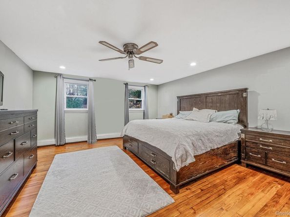 291 Terry Road, Smithtown NY 11787