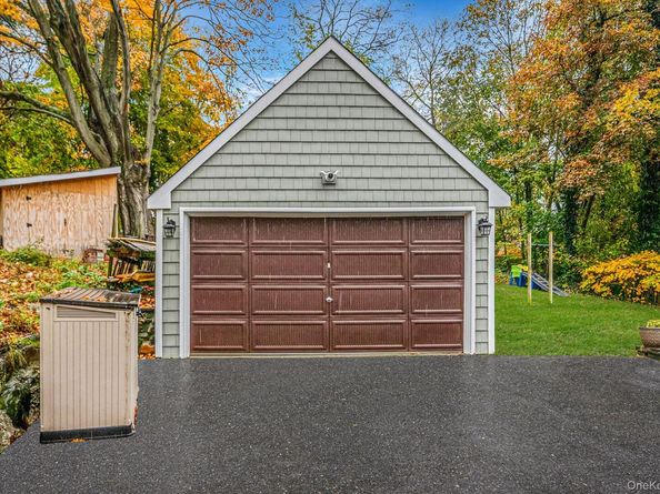 291 Terry Road, Smithtown NY 11787