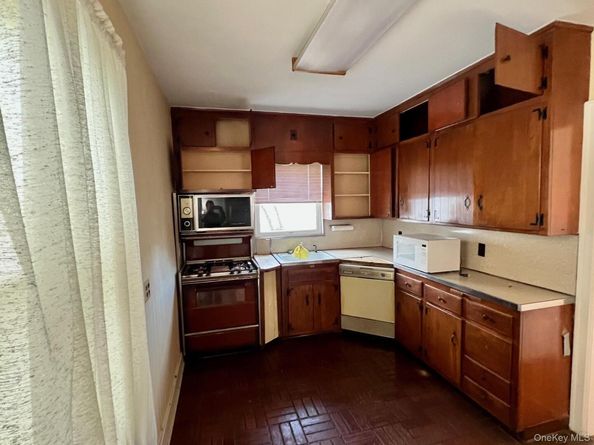 224 Beach 141st Street, Belle Harbor NY 11694