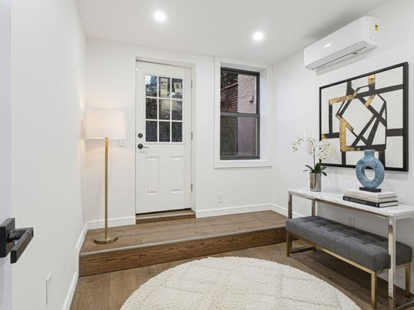 1143 E 224th Street, Bronx NY 10466