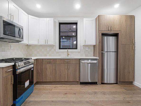 1143 E 224th Street, Bronx NY 10466