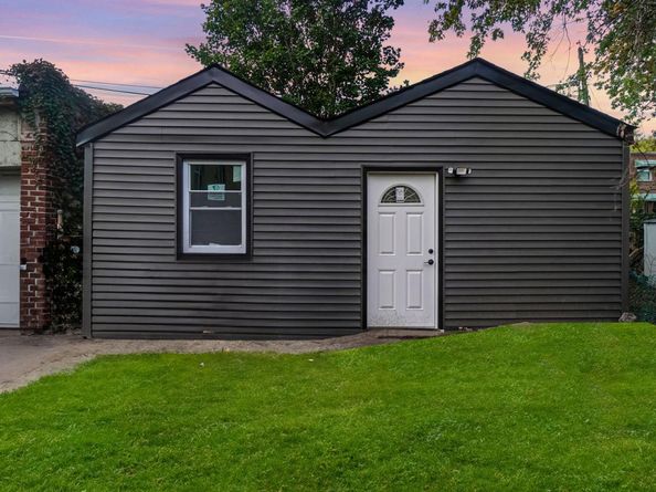 1143 E 224th Street, Bronx NY 10466