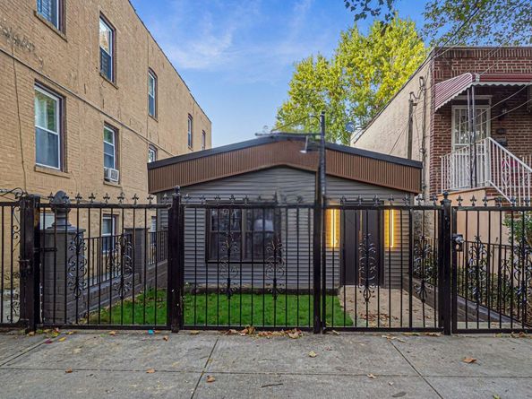 1143 E 224th Street, Bronx NY 10466