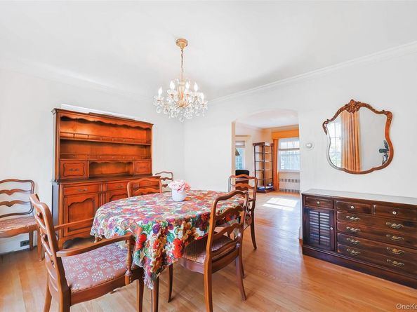 65 Old Mill Road, Manhasset NY 11030