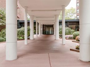 139-15 83Ave 305, Briarwood NY 11435