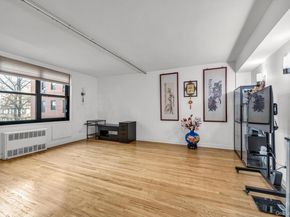 139-15 83Ave 305, Briarwood NY 11435