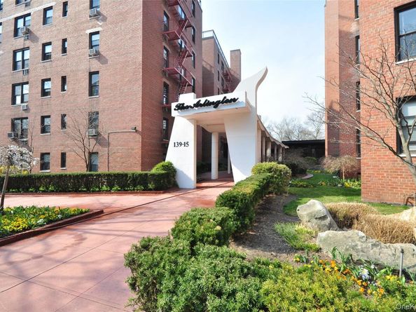 139-15 83Ave 305, Briarwood NY 11435