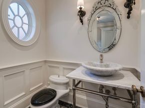 18 Gwynne Road, Melville NY 11747