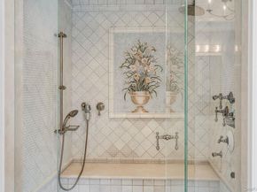 18 Gwynne Road, Melville NY 11747