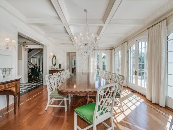 18 Gwynne Road, Melville NY 11747