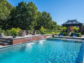 18 Gwynne Road, Melville NY 11747