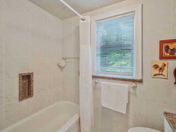 427 Park Avenue, Huntington NY 11743