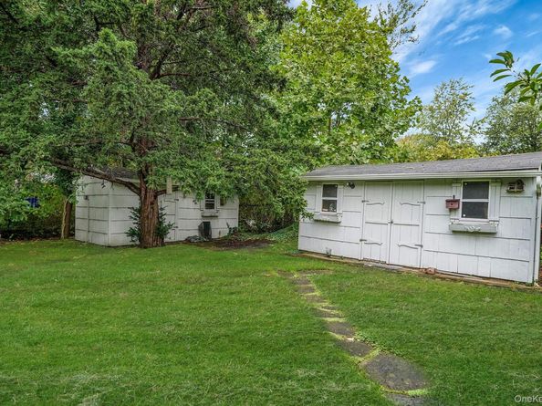 427 Park Avenue, Huntington NY 11743