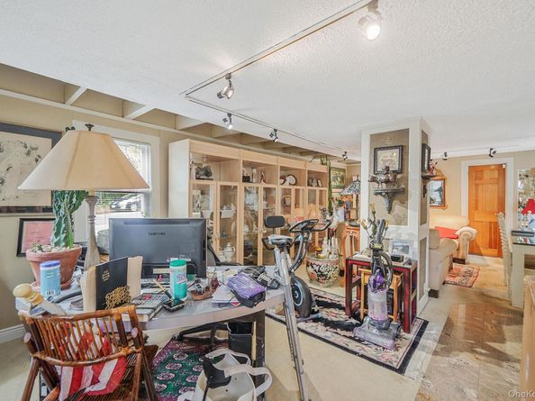 427 Park Avenue, Huntington NY 11743