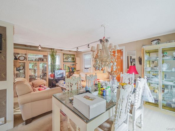 427 Park Avenue, Huntington NY 11743