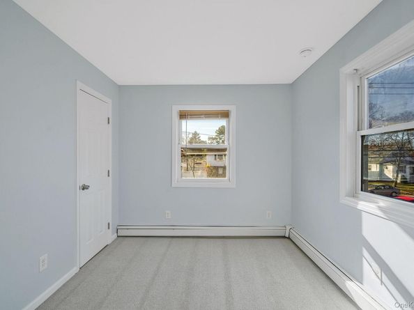 445 45th Street, Copiague NY 11726