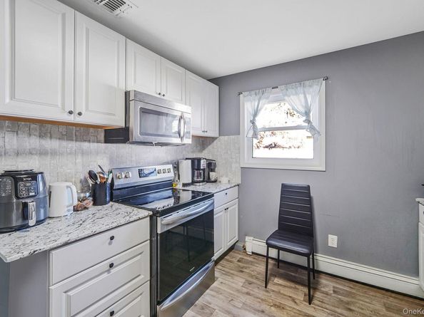 445 45th Street, Copiague NY 11726