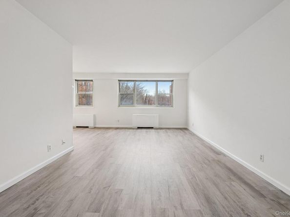 30 Lake Street 5G, White Plains NY 10603