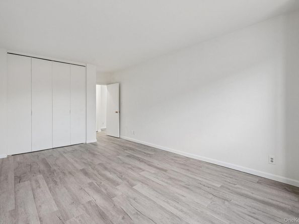 30 Lake Street 5G, White Plains NY 10603