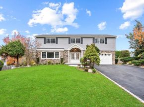 52 Woodland Road, Roslyn NY 11576